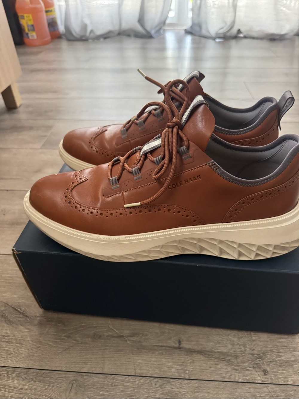 Cole Haan Men’s Brown Leather Sneakers with Cream Sole - Picture 3 of 7